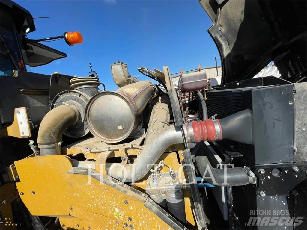 CAT RM400 CAB Asphalt-Recycler