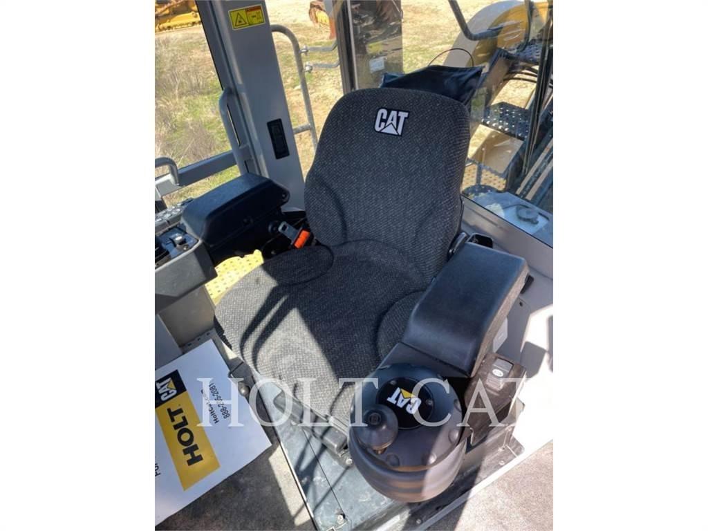 CAT RM500B CAB Asphalt-Recycler