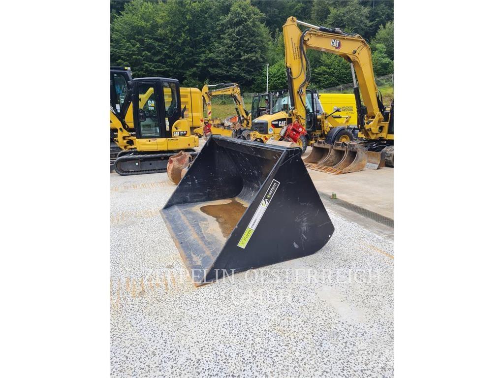 CAT TH 414 Teleskoplader