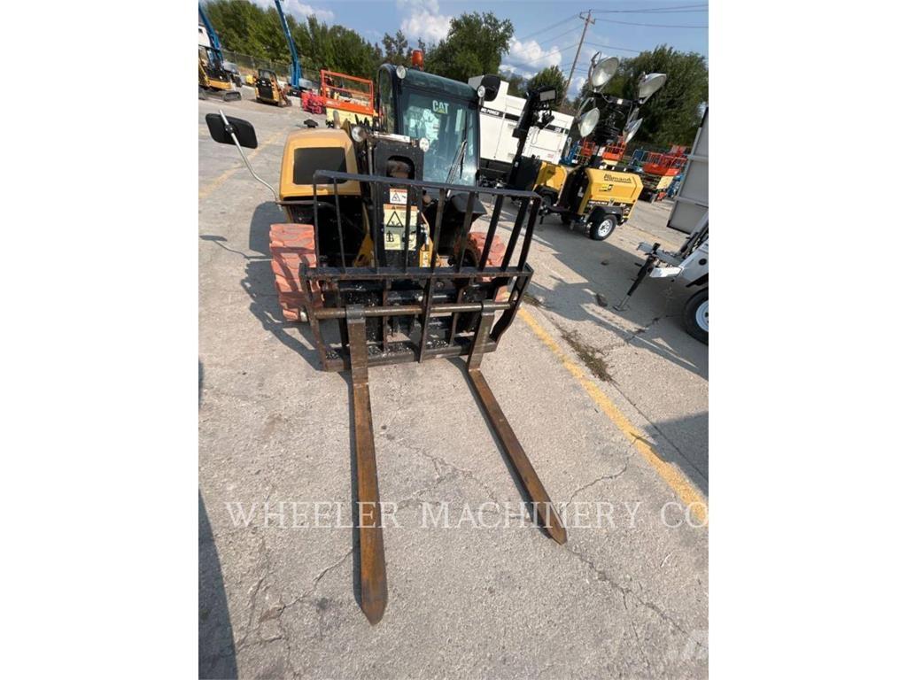 CAT TH255C CB Teleskoplader
