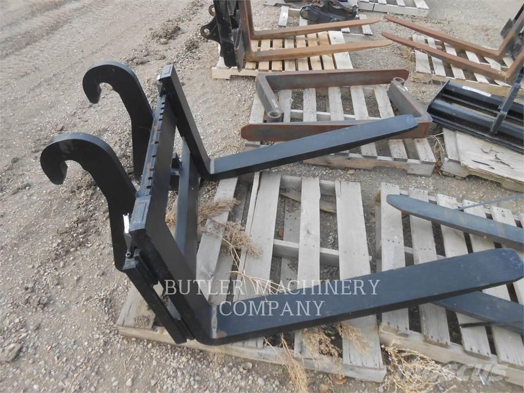 CAT TH408 FORKS Gabeln