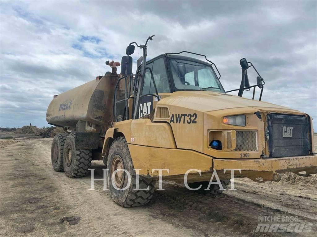 CAT W00 730C Dumper - Knickgelenk