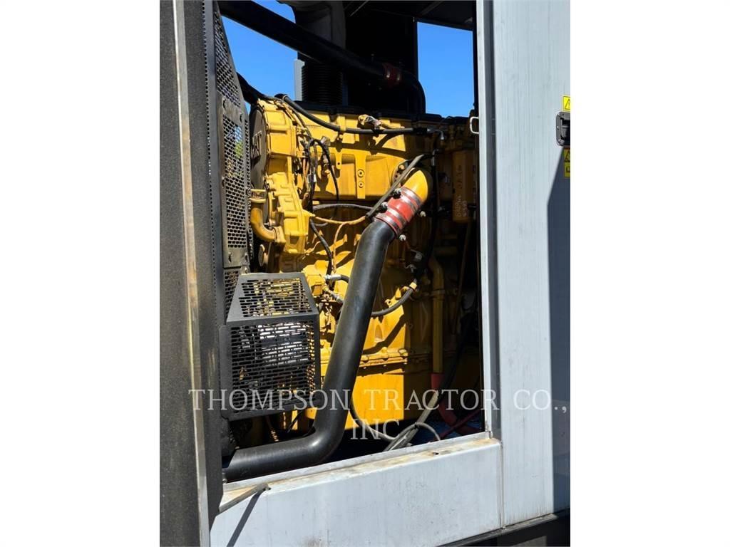 CAT XQ 400 Andere Generatoren