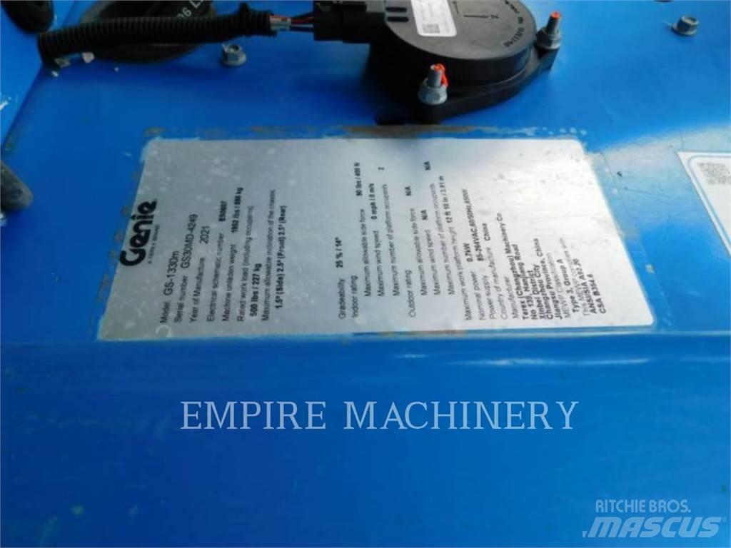 Genie GS1330 Gelenkteleskoparbeitsbühnen