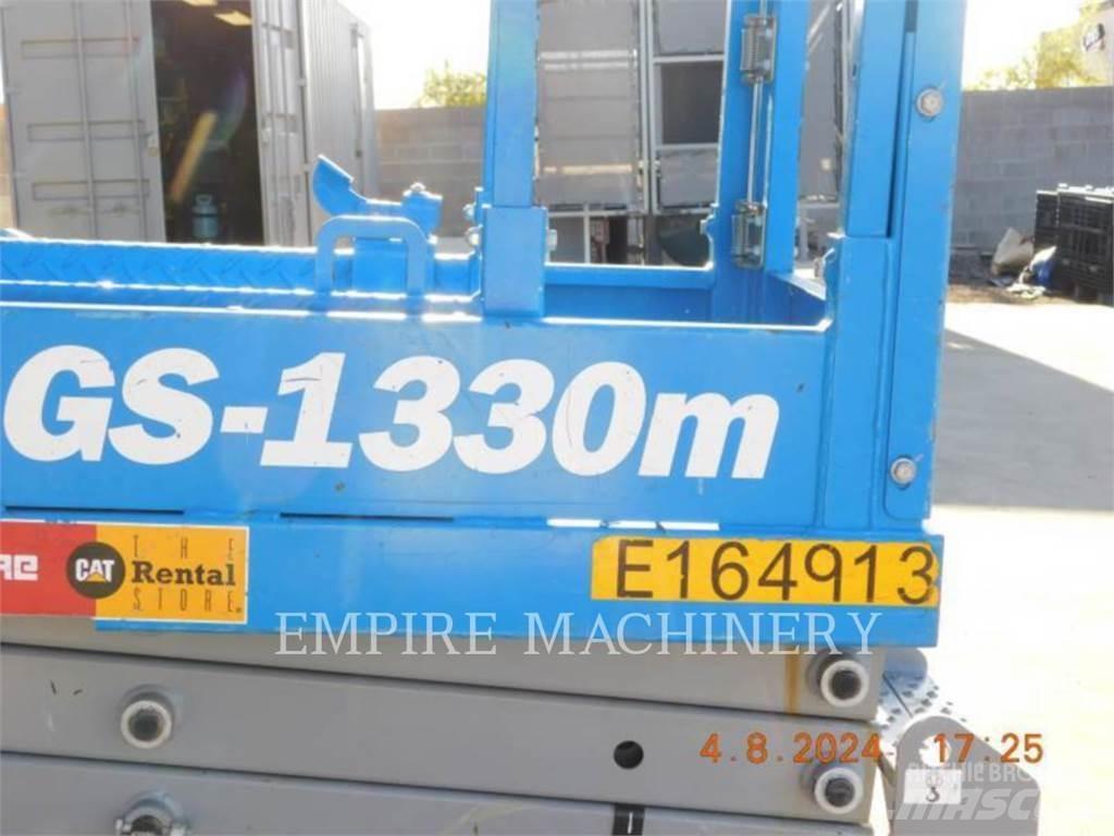 Genie GS1330 Gelenkteleskoparbeitsbühnen