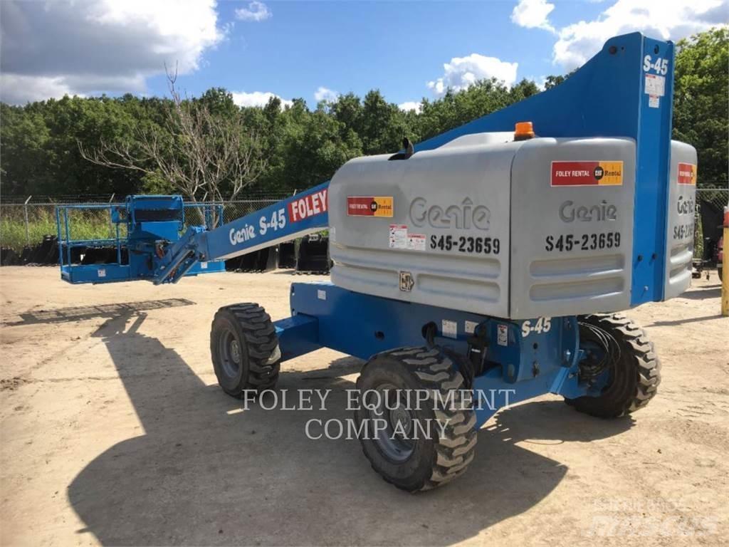 Genie S45D4W Gelenkteleskoparbeitsbühnen