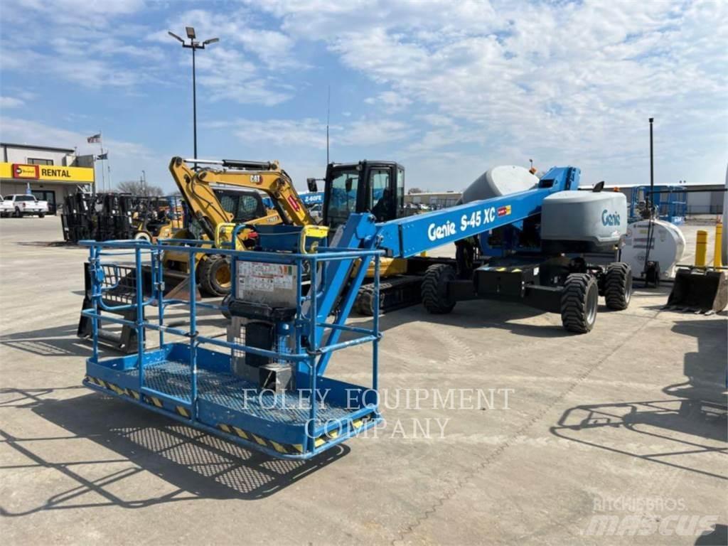 Genie S45XCG4 Gelenkteleskoparbeitsbühnen