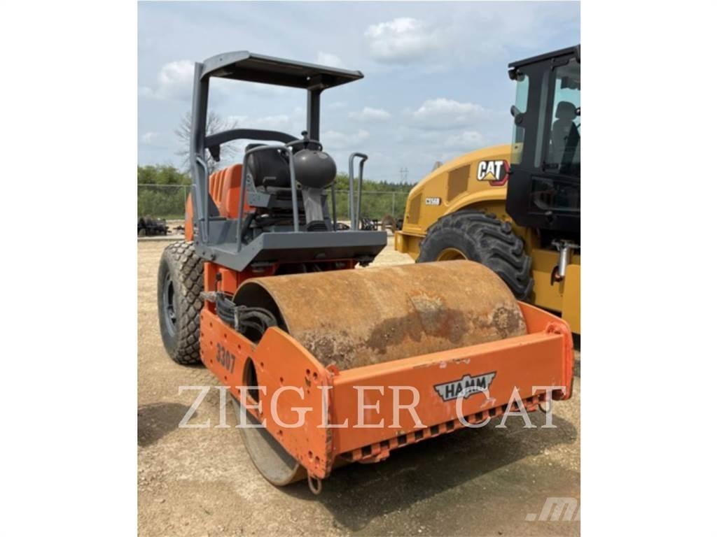 Hamm 3307 SMOOTH Erdbauwalzen