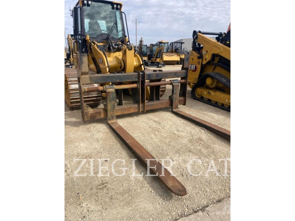  HENDERSON TAG_CZ Laderaupen