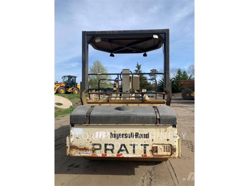 Ingersoll Rand DD110HF Erdbauwalzen