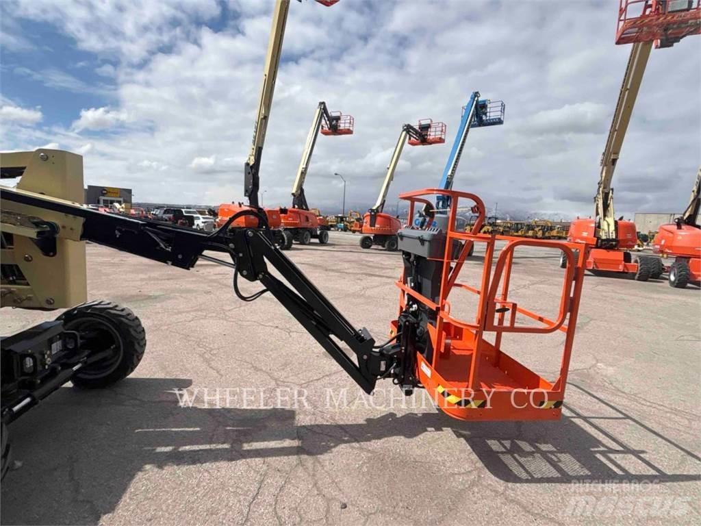 JLG 340AJ Gelenkteleskoparbeitsbühnen