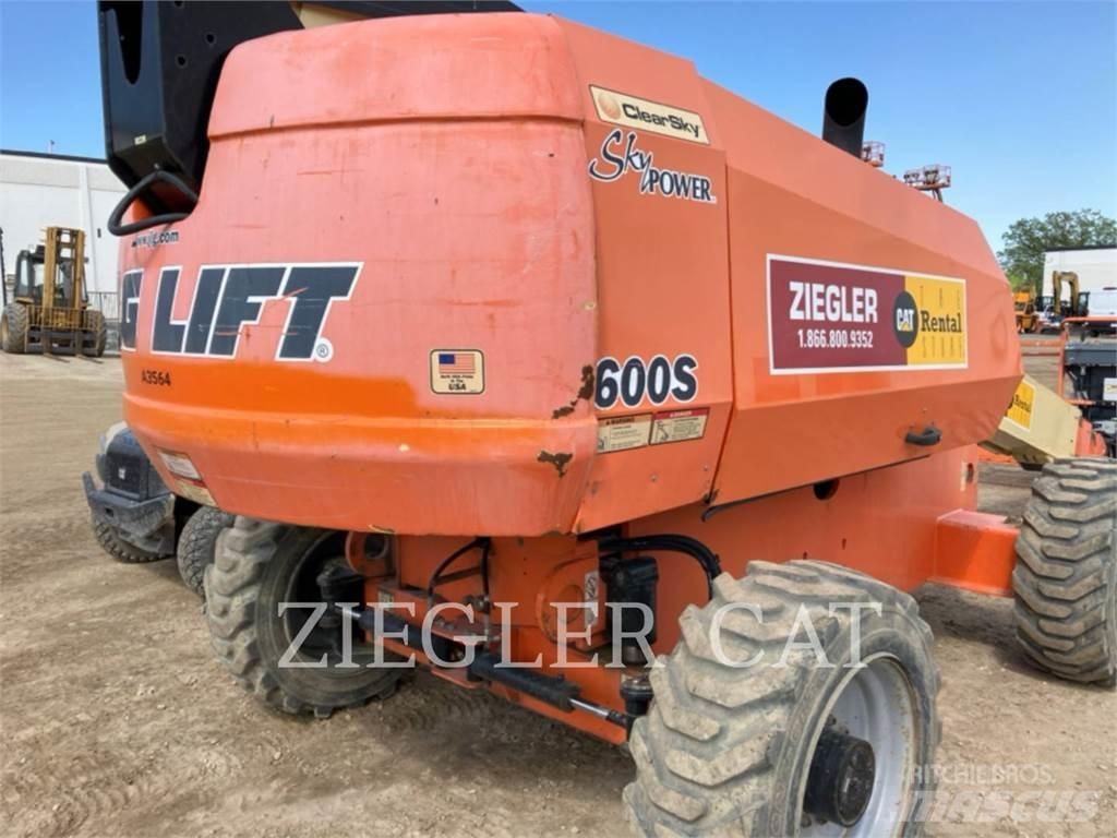JLG 600S Gelenkteleskoparbeitsbühnen