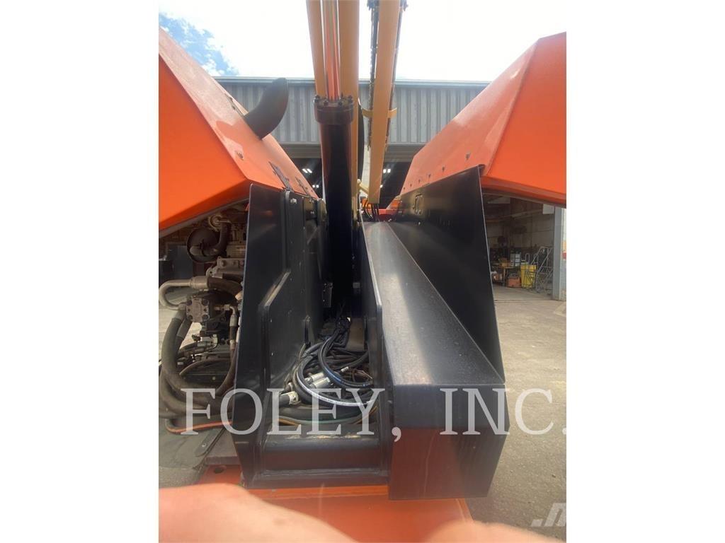JLG 600S Gelenkteleskoparbeitsbühnen