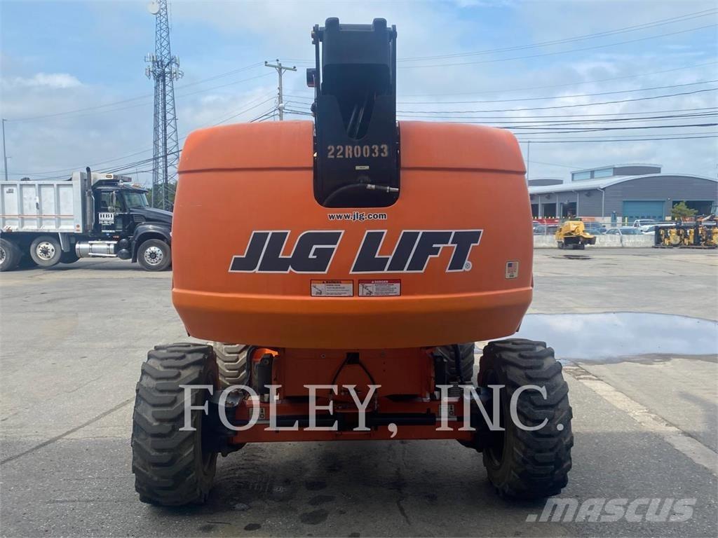 JLG 600S Gelenkteleskoparbeitsbühnen