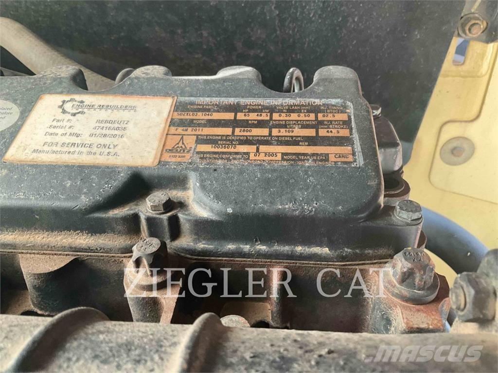 JLG 600S Gelenkteleskoparbeitsbühnen