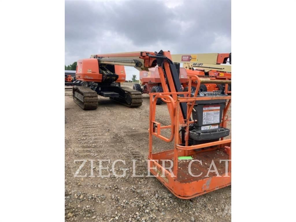 JLG 600SJC Gelenkteleskoparbeitsbühnen