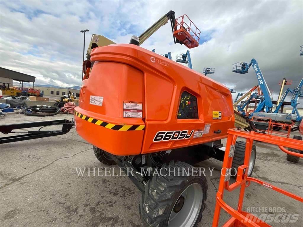 JLG 660SJ Gelenkteleskoparbeitsbühnen