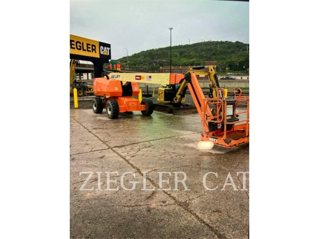 JLG 660SJ Gelenkteleskoparbeitsbühnen