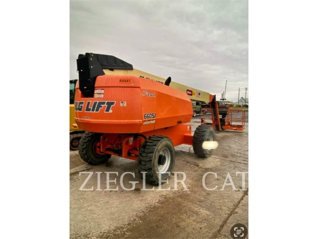 JLG 660SJ Gelenkteleskoparbeitsbühnen