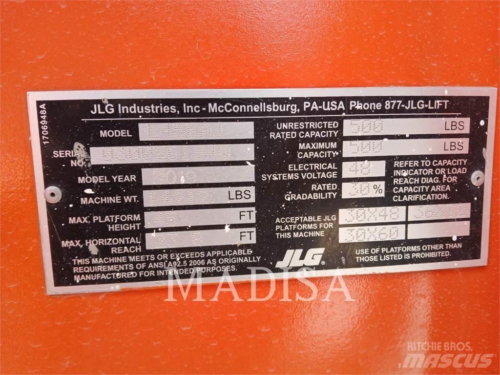 JLG E450AJ Gelenkteleskoparbeitsbühnen