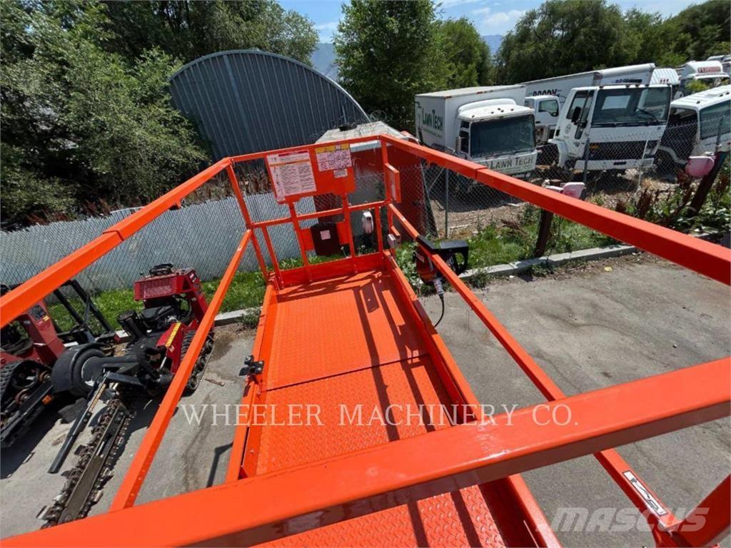 JLG ES3246 Scheren-Arbeitsbühnen