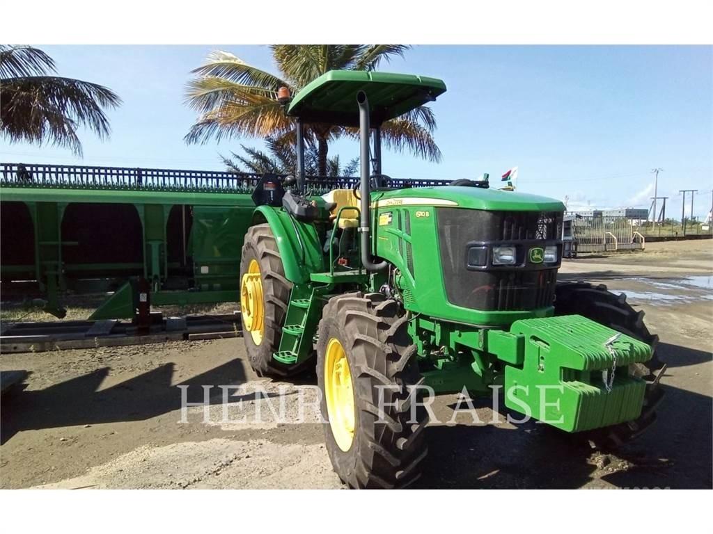 John Deere 6110B-00S Traktoren
