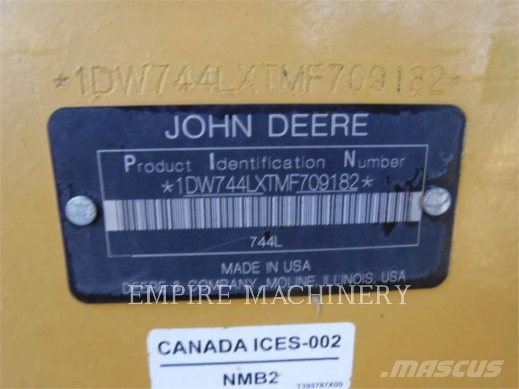 John Deere 744L Radlader