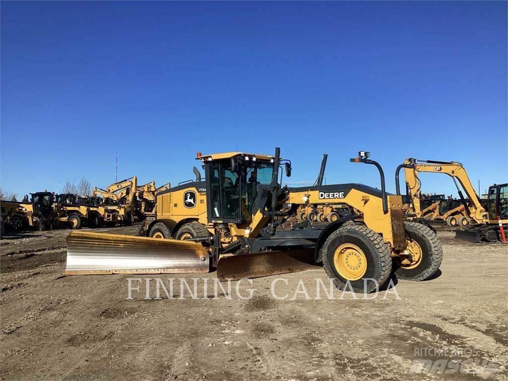 John Deere 772GP Grader
