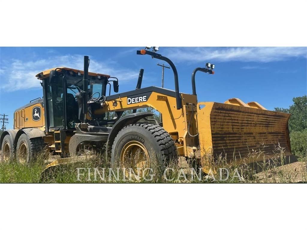John Deere 772GP Grader