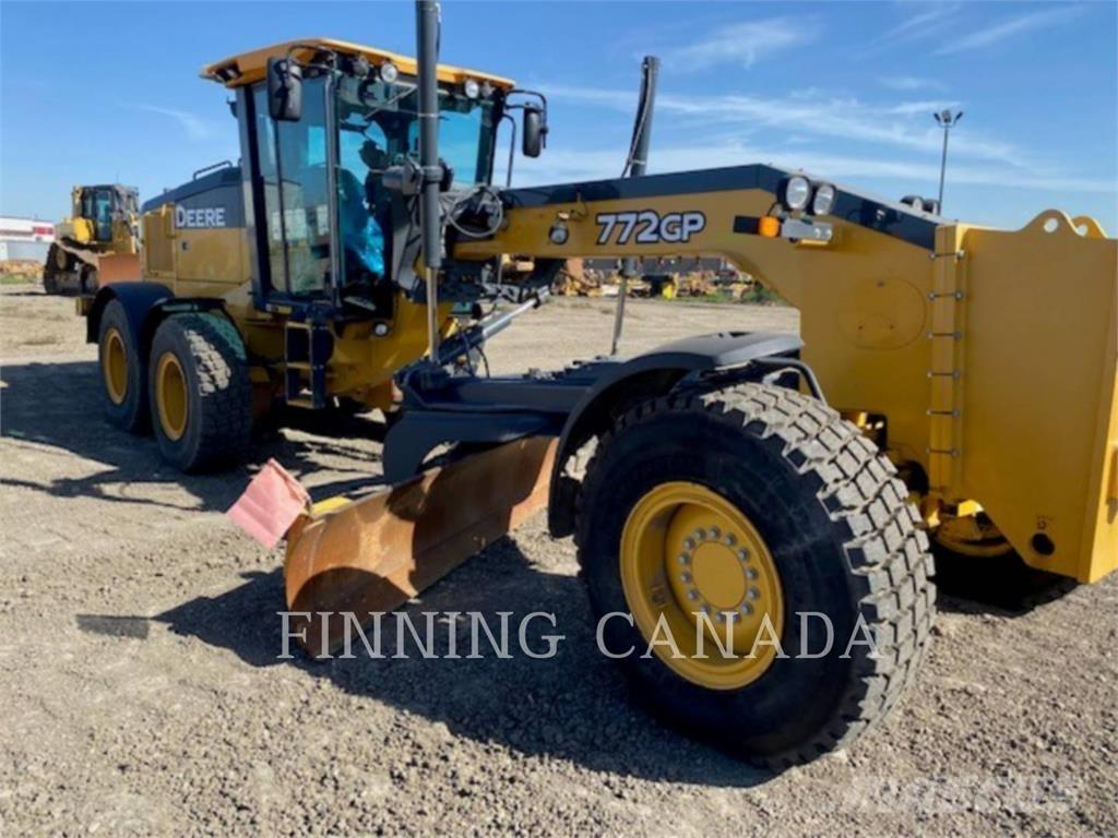 John Deere 772GP Grader