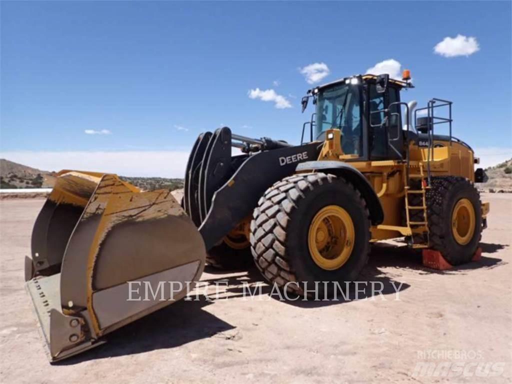 John Deere 844P Radlader