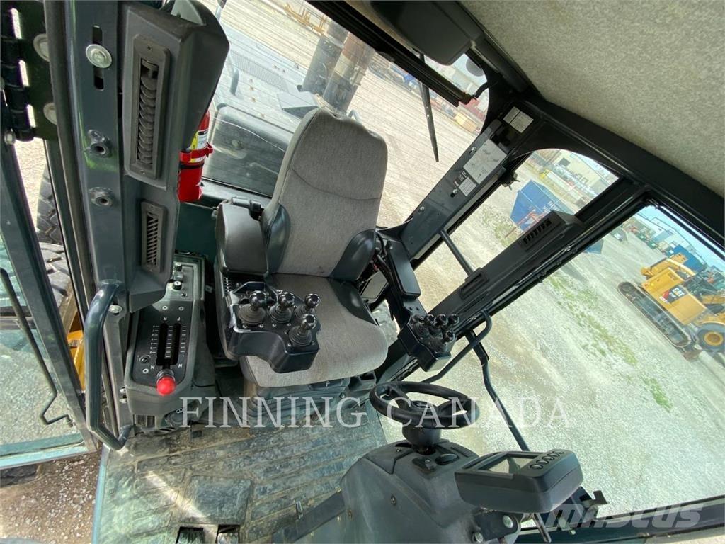 John Deere 872G Grader