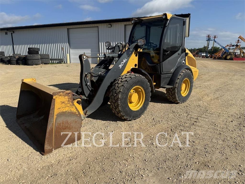 John Deere & CO. 304L Radlader