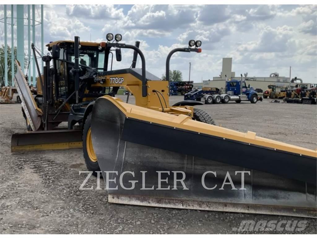 John Deere & CO. 770 GP Grader