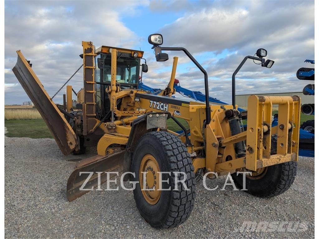 John Deere & CO. 772CH Grader