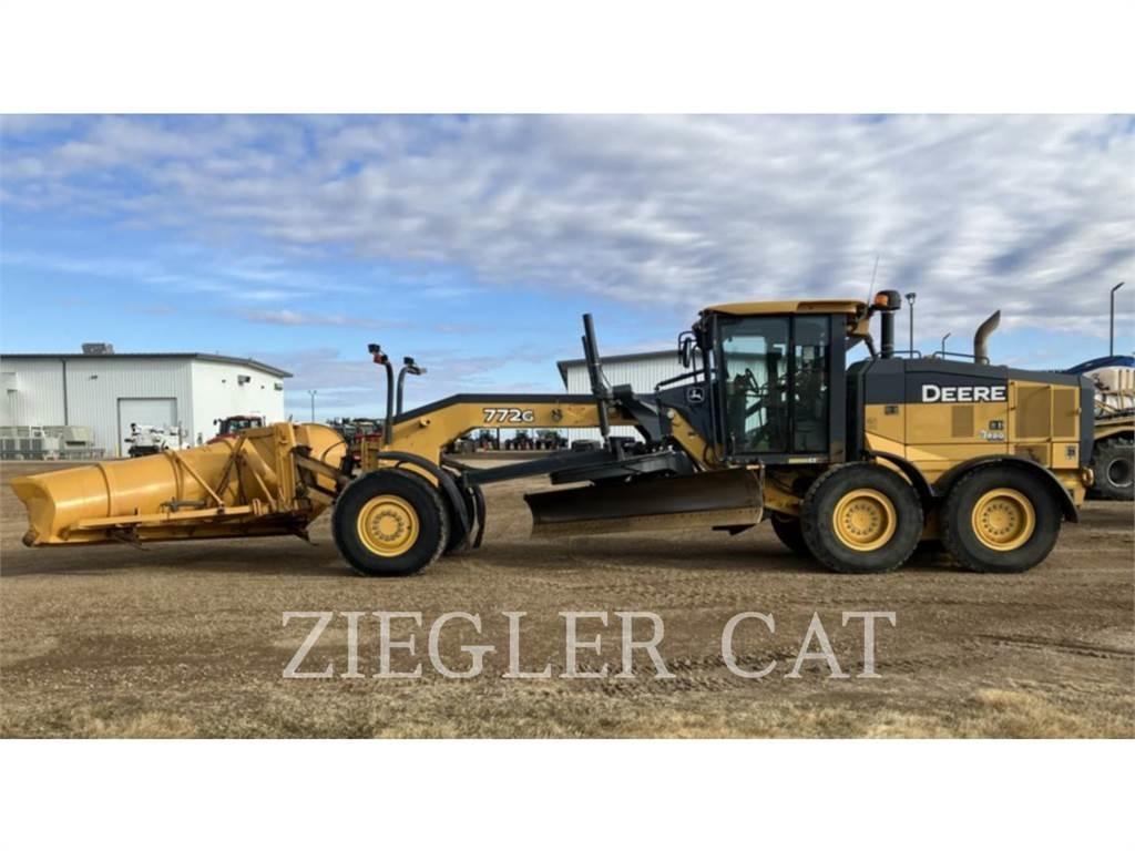 John Deere & CO. 772G Grader