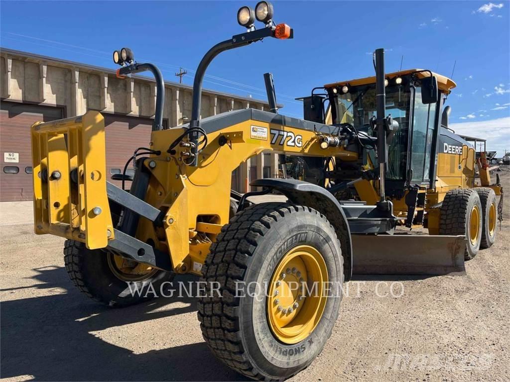 John Deere & CO. 772G AWD Grader