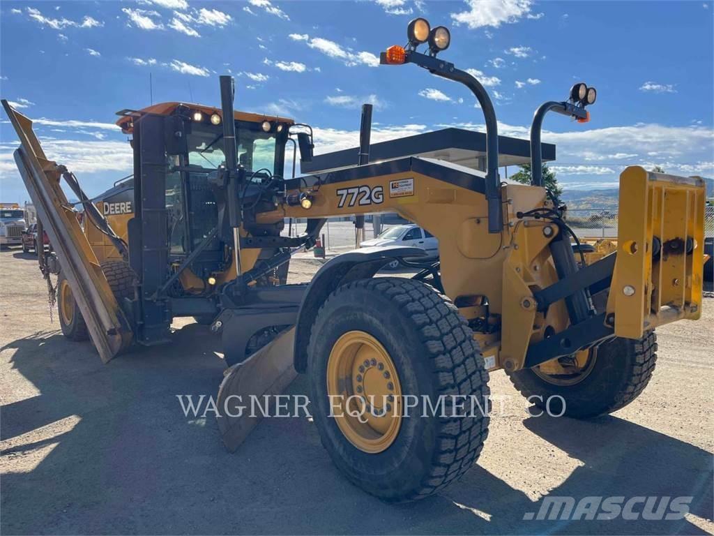 John Deere & CO. 772G AWD Grader