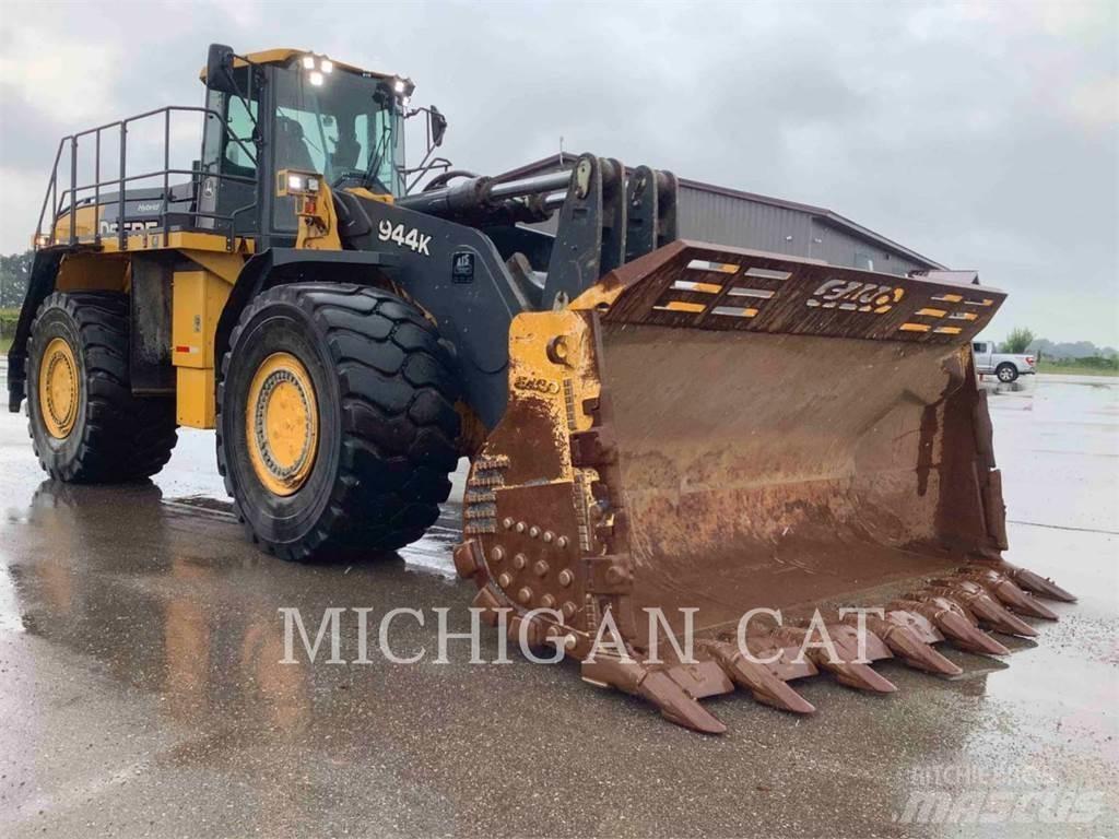 John Deere & CO. 944K Radlader