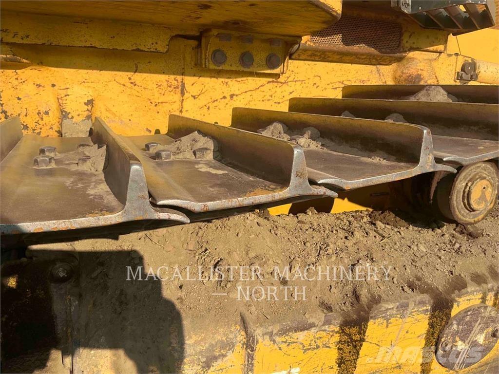 Komatsu D39PX-23 Bulldozer