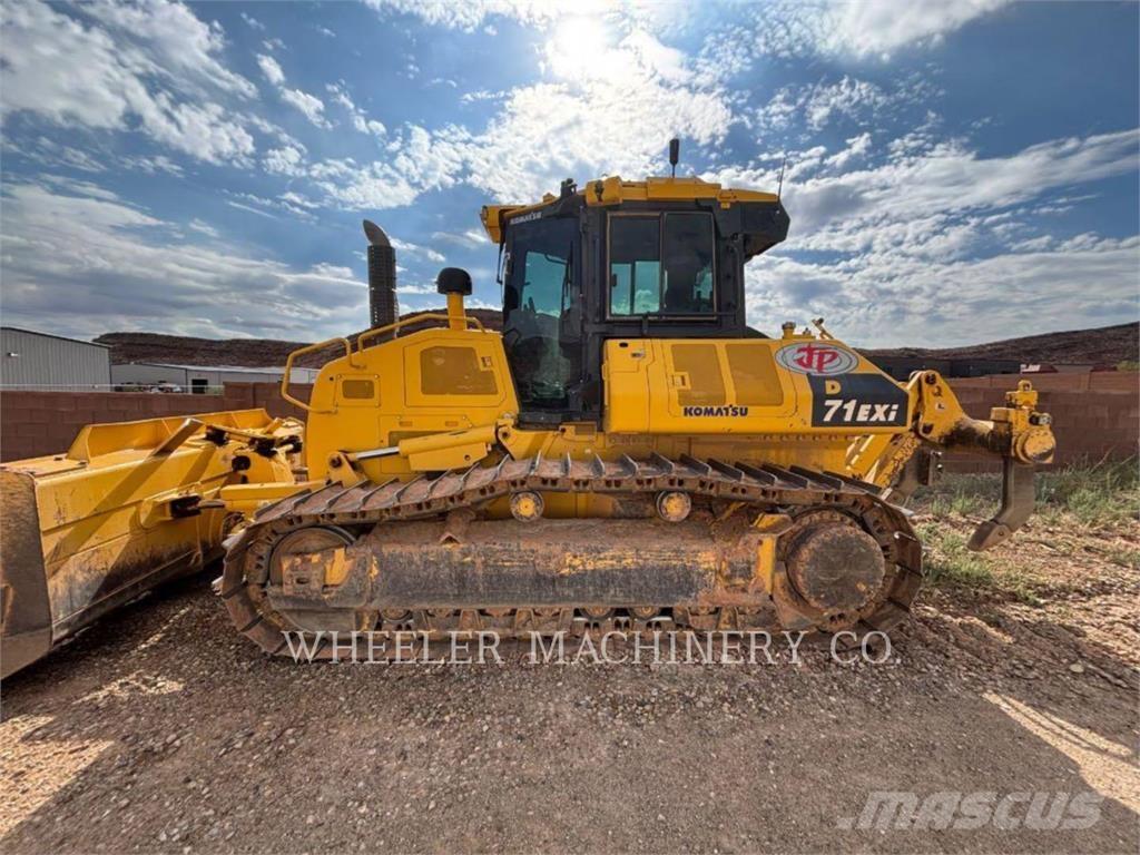 Komatsu D71EXI-24 Bulldozer