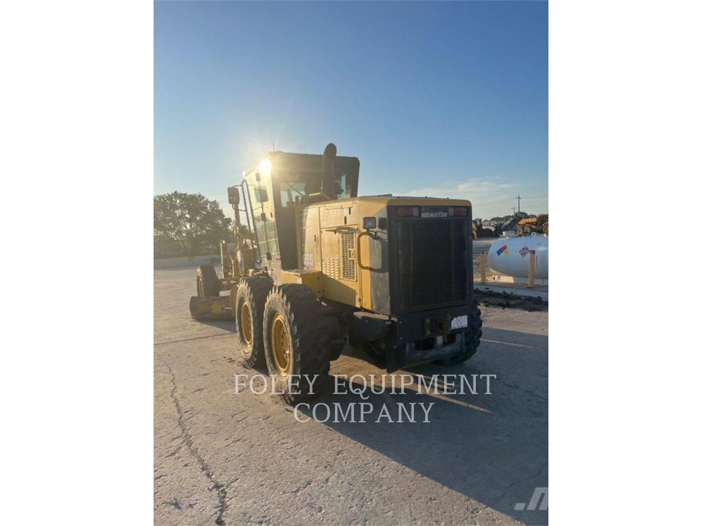Komatsu GD655-3 Grader