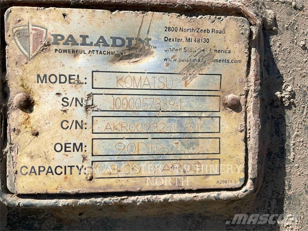 Komatsu WA270-7 Radlader