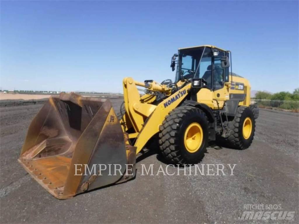 Komatsu WA270-8 Radlader