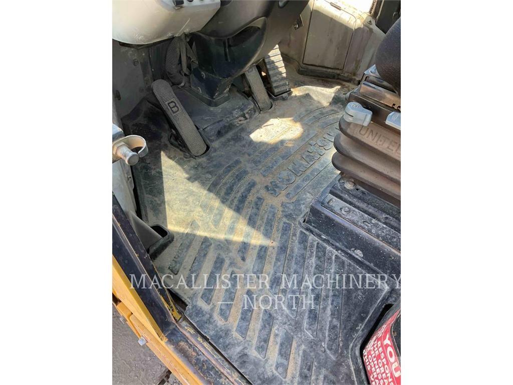 Komatsu WA320-7 Radlader