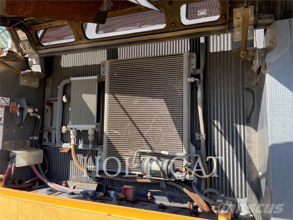 Liebherr R924LC Raupenbagger