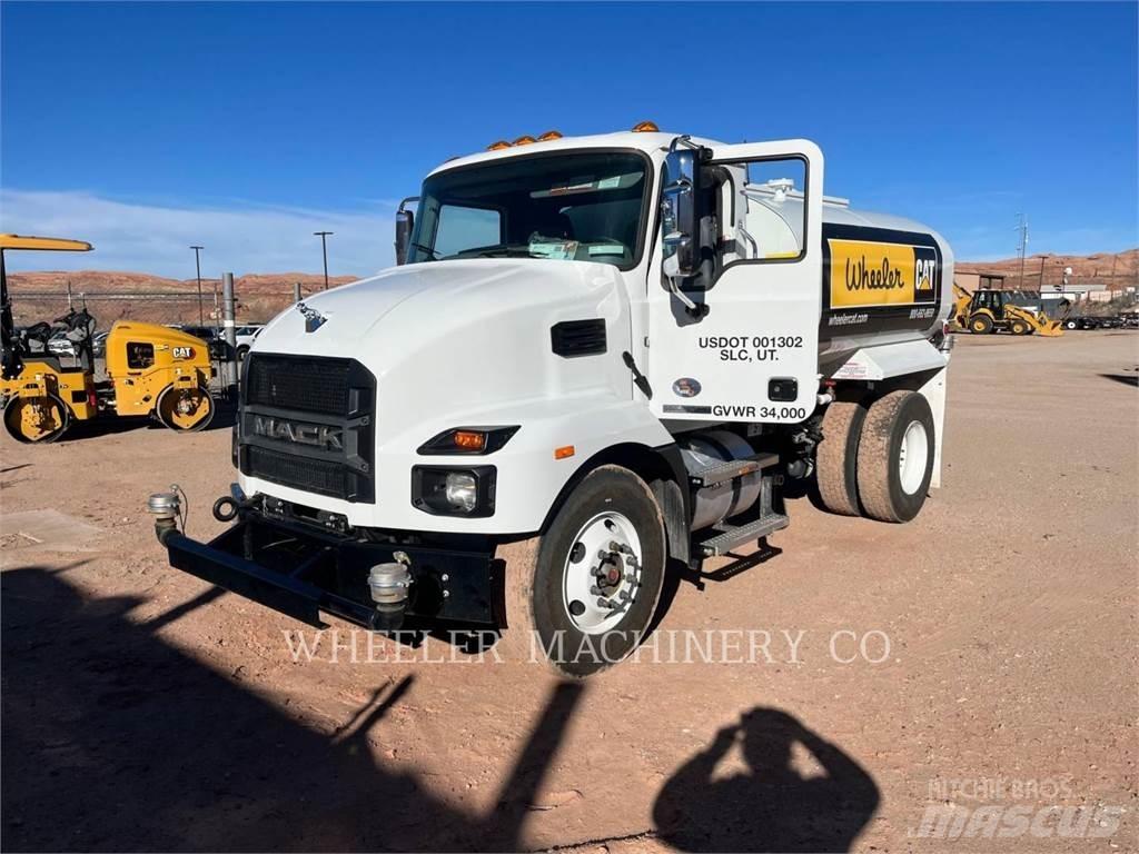 Mack WT2000 A Tankwagen