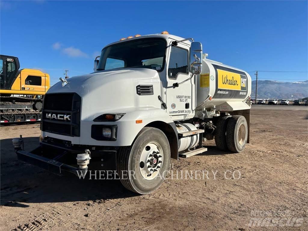 Mack WT2000 A Tankwagen