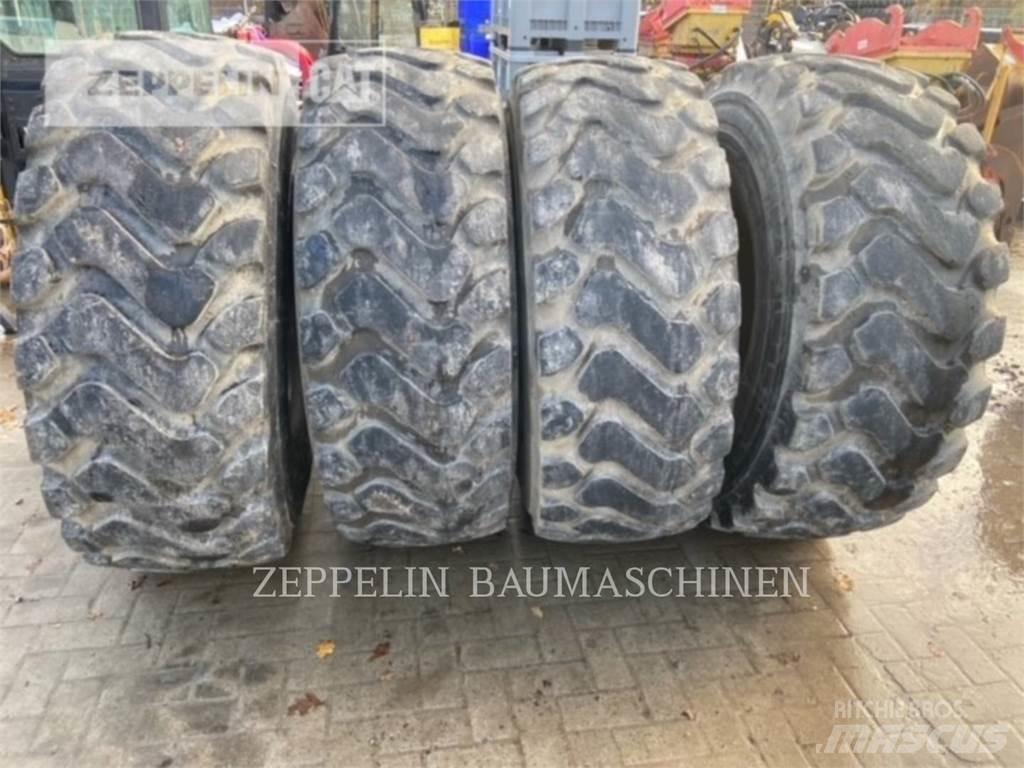 Michelin 4X 20.5R25XHA Reifen