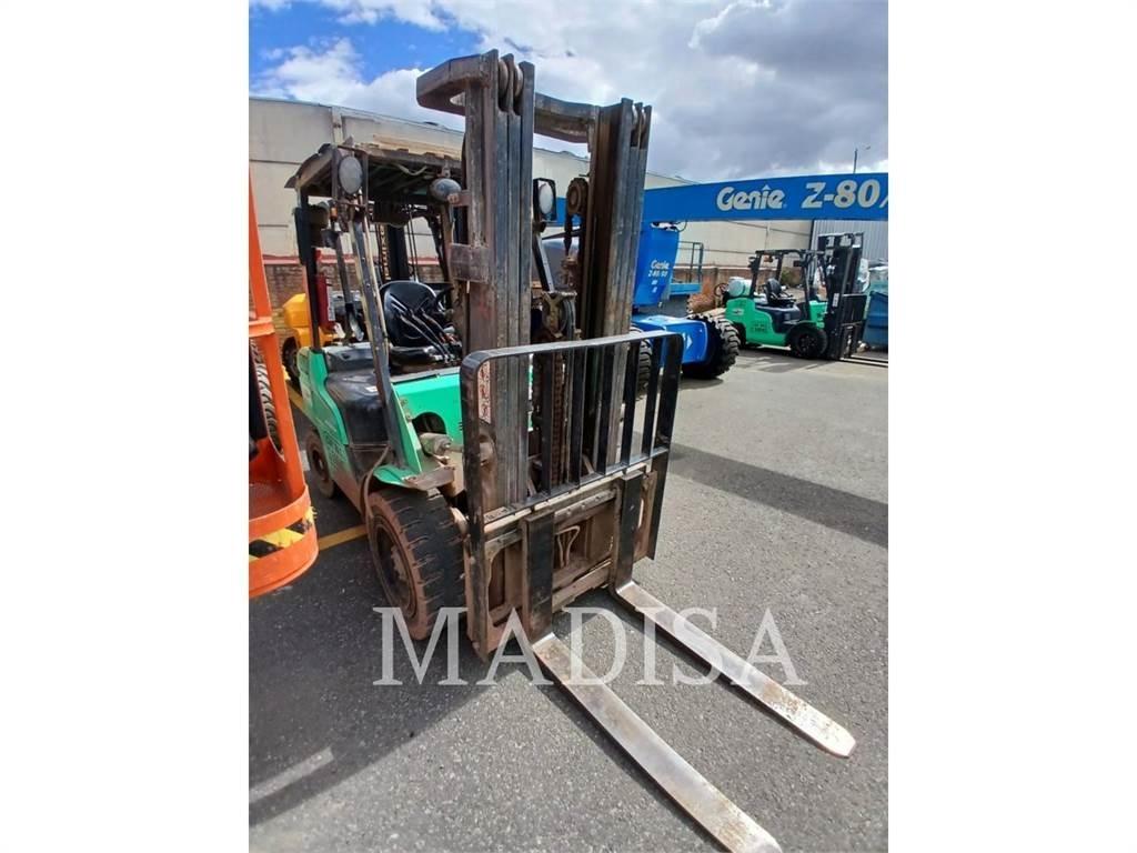 Mitsubishi FG30N-LP Andere Gabelstapler